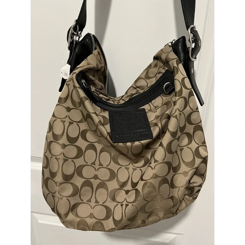 Vintage Coach Legacy Slim Hobo 9177‎ Bag - Black